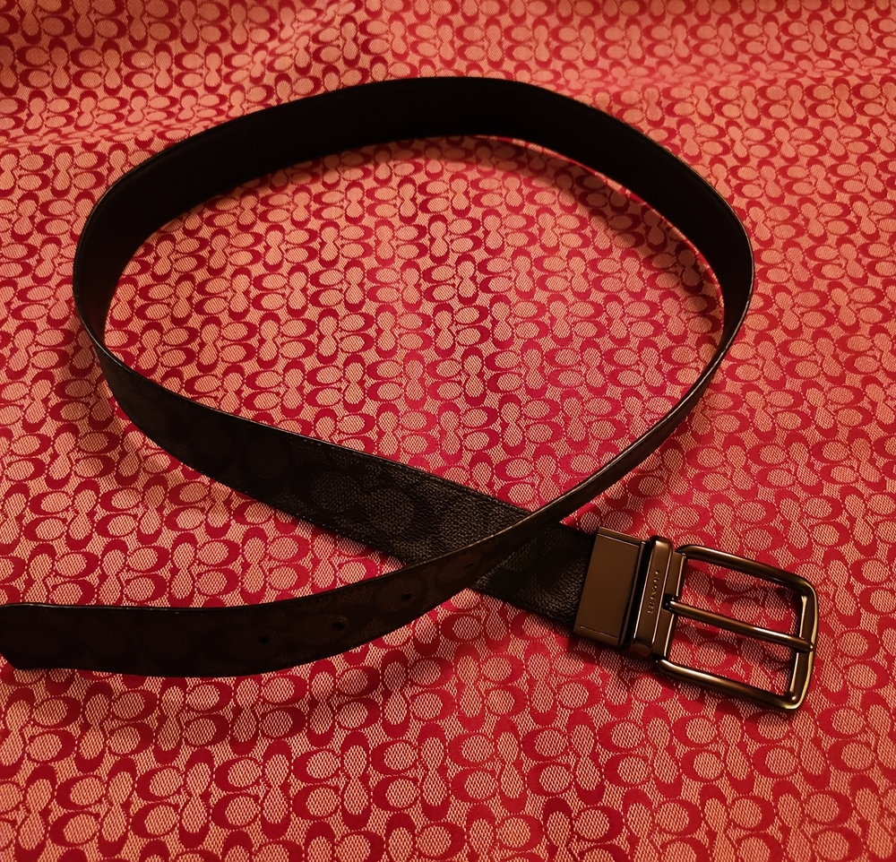 Coach/ Black Signature-Print Leather Belt with Polished Buckle